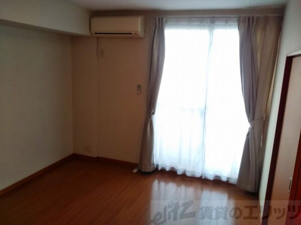 レオパレスパーシモン 辻子の物件内観写真